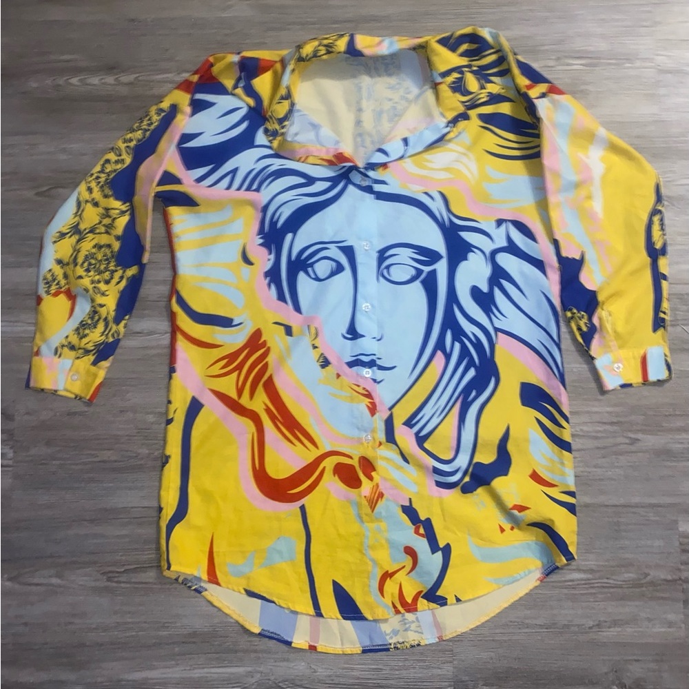 Medusa head button down